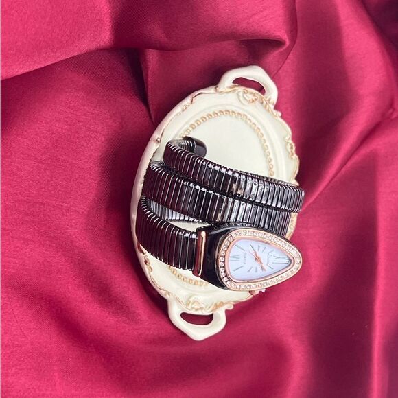 Black and Rose Gold Serpentine Watch - Picture 4 of 10